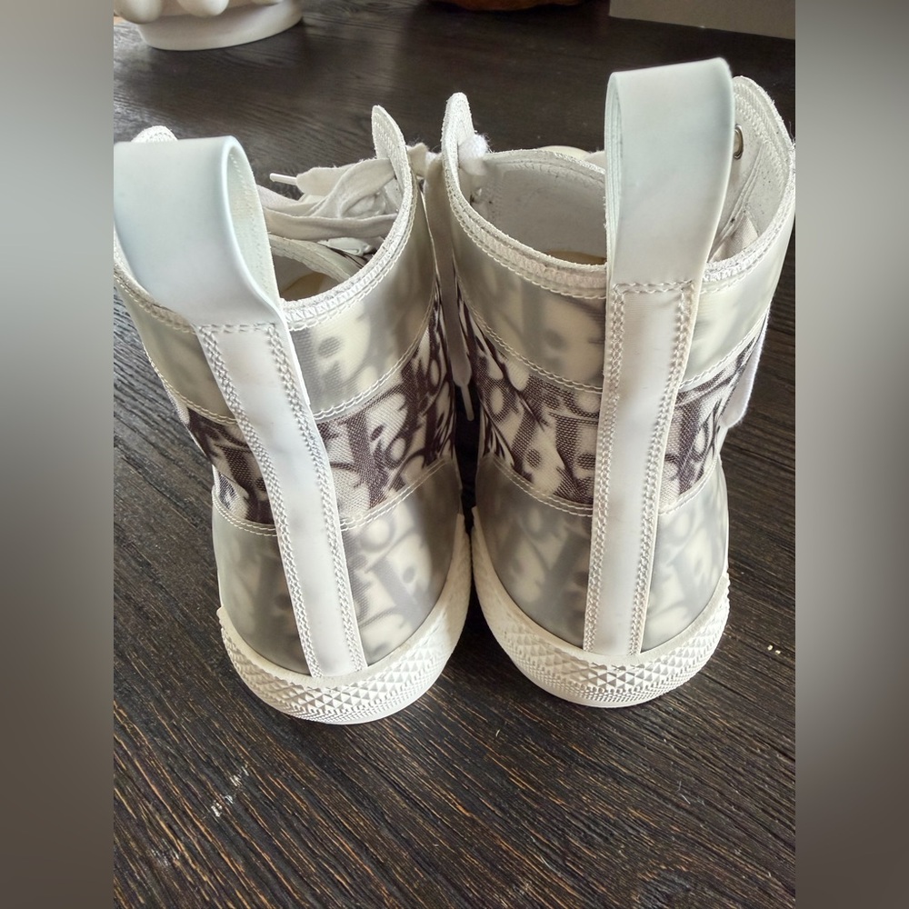 League High-Top Sneaker White and Black Dior Oblique Canvas
Men’s size 47 - Picture 6 of 10